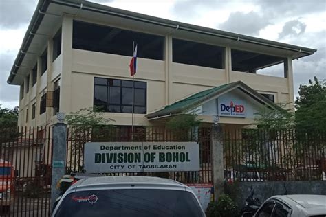 DepEd Bohol hopes local schools will be allowed to start pilot .